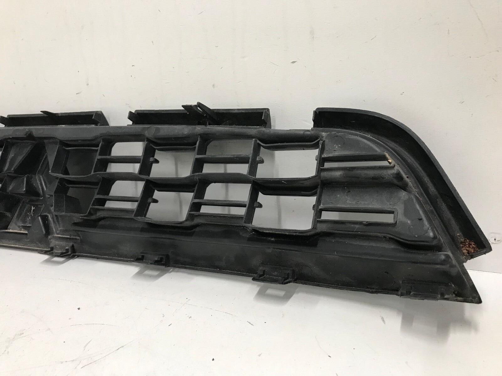 Grill Grille 2013-2015 Mitsubishi Outlander 6402A318 OEM