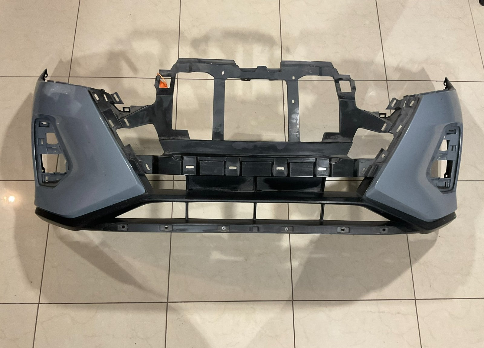 Front Bumper Cover Grey 2021 2022 Nissan Kicks S/SV/SR 62022+5r00h OEM