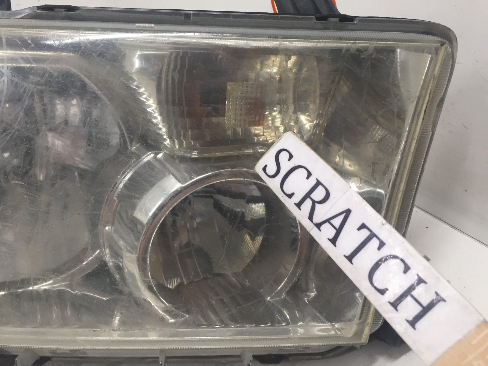 Headlight Damaged Halogen Passenger RH Toyota Sequoia Tundra 2008-2013 OEM2