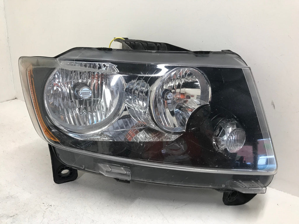 Halogen Headlight Damaged Passenger RH Jeep Compass 2013-2017 68171214AA OEM