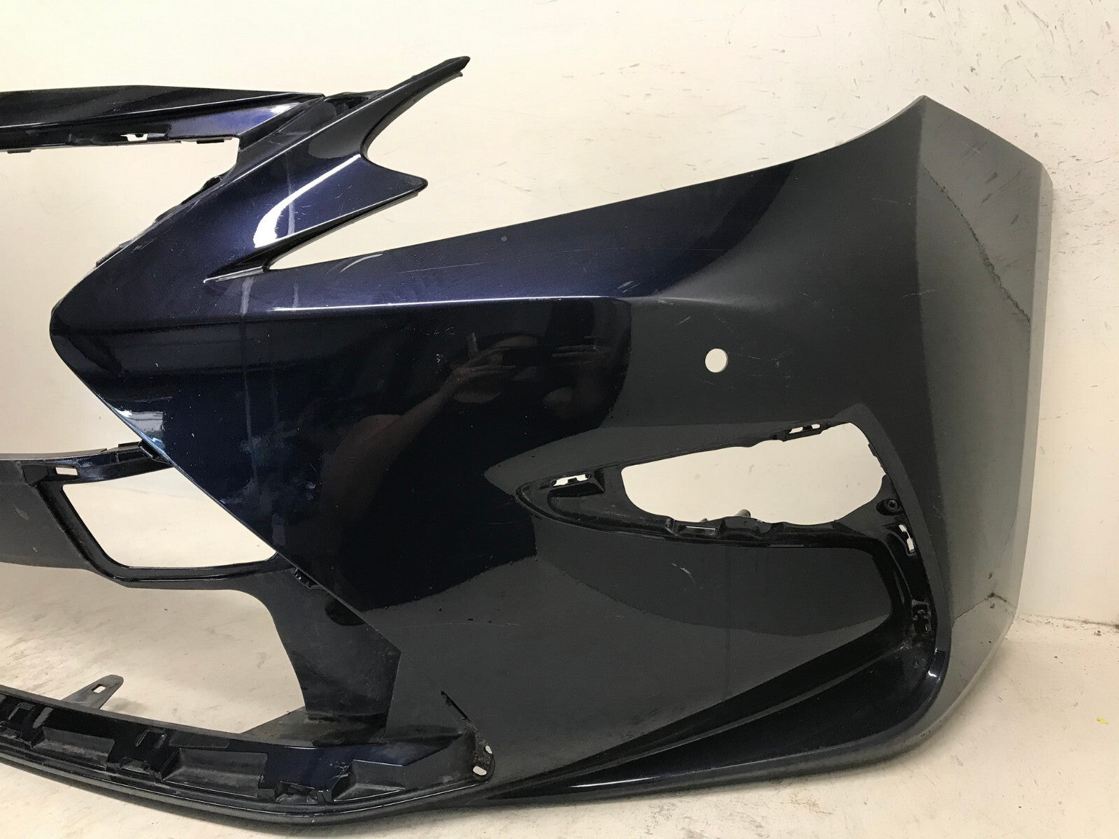 Front Bumper Cover 8X5 Lexus ES350/ES300h Base 2016-2018 52119-06D20 OEM