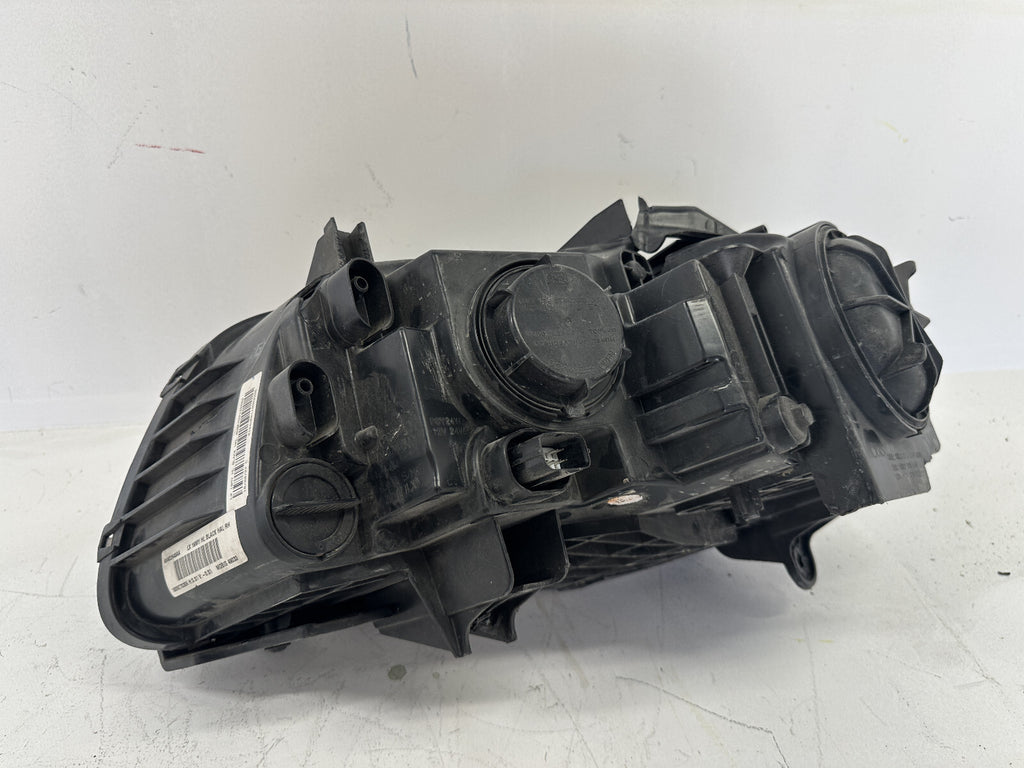 Headlight Damaged Right Passenger RH Chrysler 300 15-18 68196276AD OEM