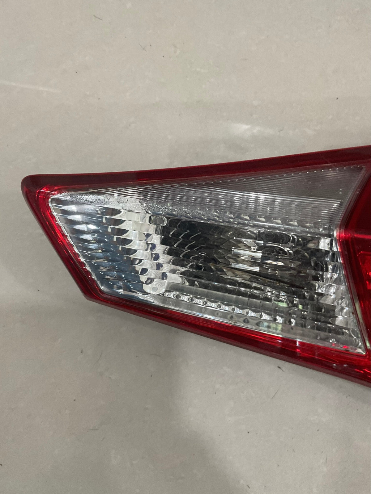 Tail light Damaged Right Passenger RH 2013 - 2015 Toyota RAV4 CAPA