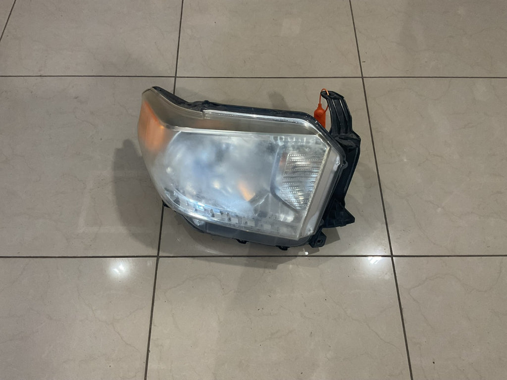 Headlight Right Passenger RH 2014-2021 Toyota Tundra CAPA