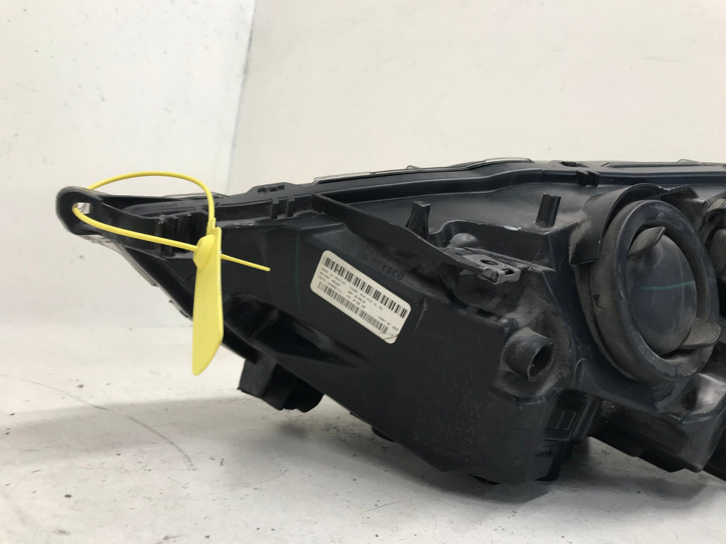 Halogen Headlight Damaged Passenger RH Ford Fusion 2017-2020 HS73-13W029-CJ OEM