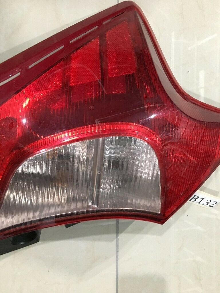 Tail light Damaged Lamp LH Driver NISSAN VERSA NOTE HBACK 14-16 265553WC0A OEM