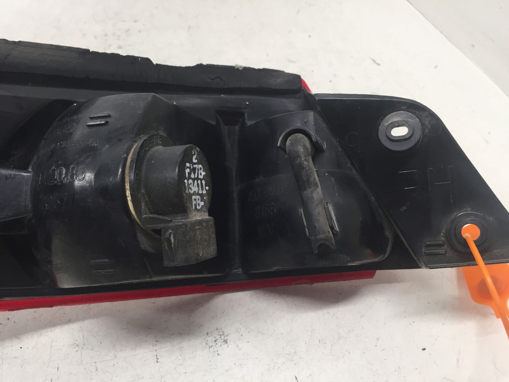 Tail light Damaged Left Driver LH Mercury Tracer Sedan 99-02 F8CB-13B504-CA OEM