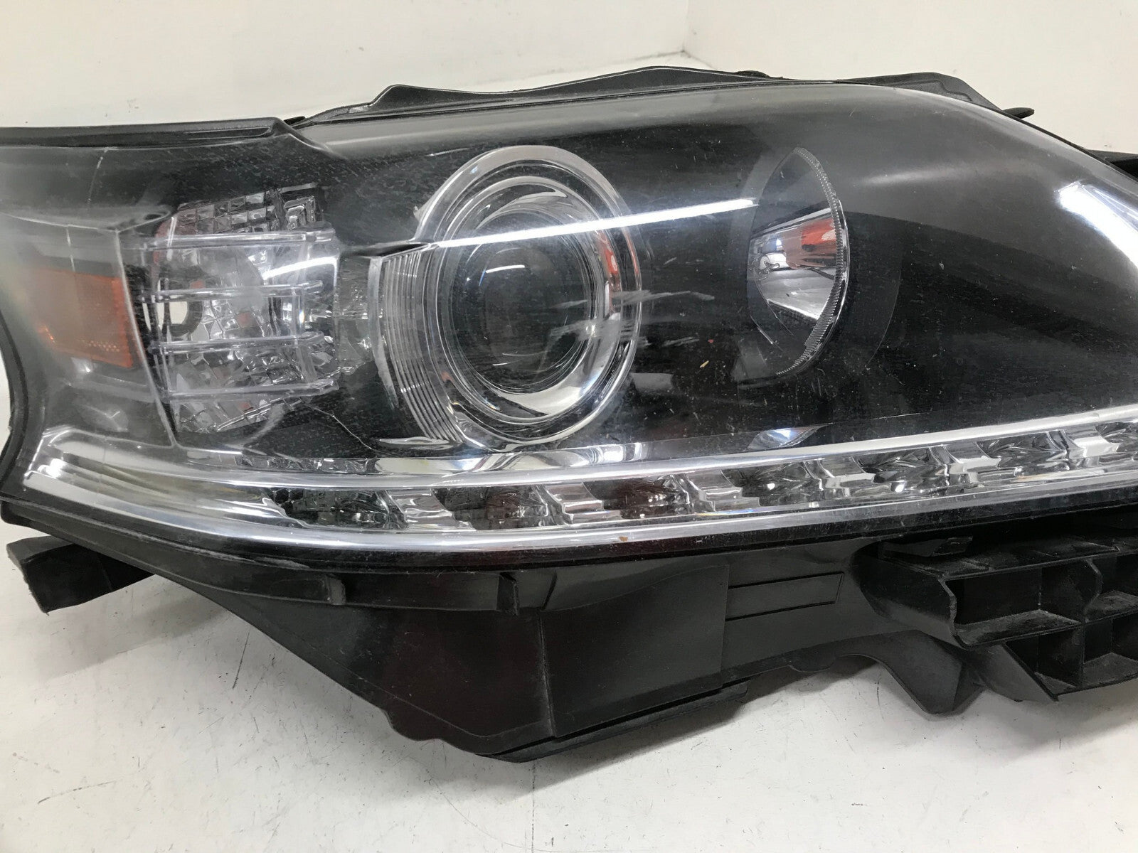 Headlight Damaged HID Halogen Right RH Lexus RX350 RX450H 13-2015 8117048A80 OEM