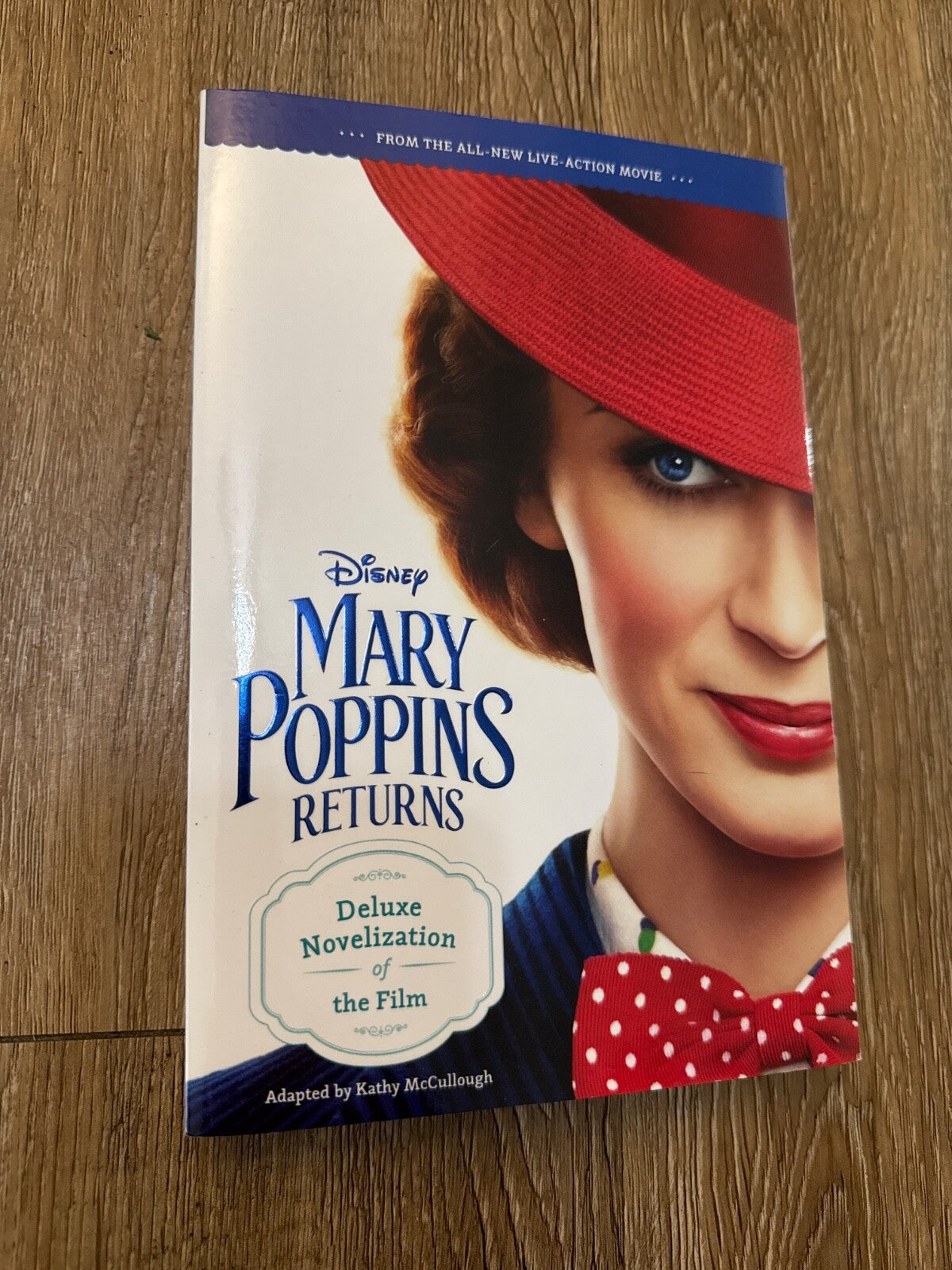 Mary Poppins Returns Deluxe Novelization - Paperback - VERY GOOD