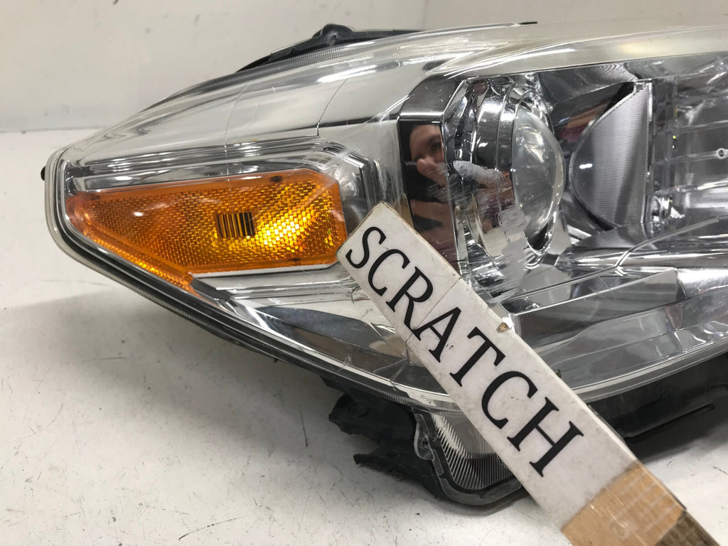 Headlight Damaged Right RH Passenger Toyota Tacoma 2016-2019 81110-04270 OEM