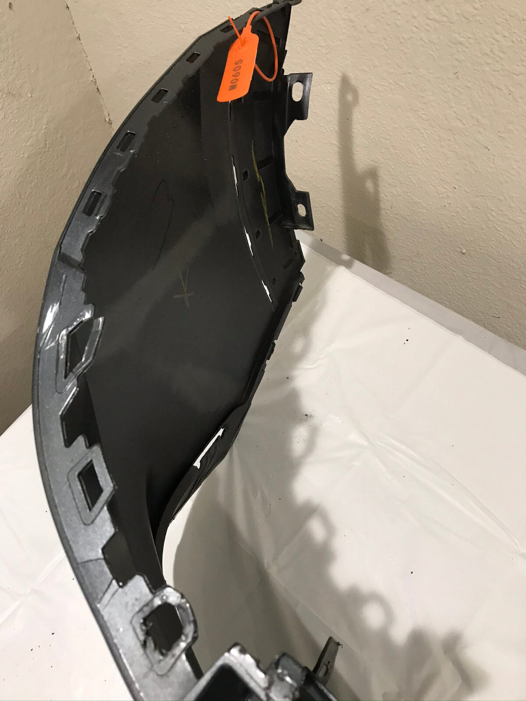 Rear Bumper Cover Gray 2021-2024 olkswagen Taos 2GJ807421B OEM