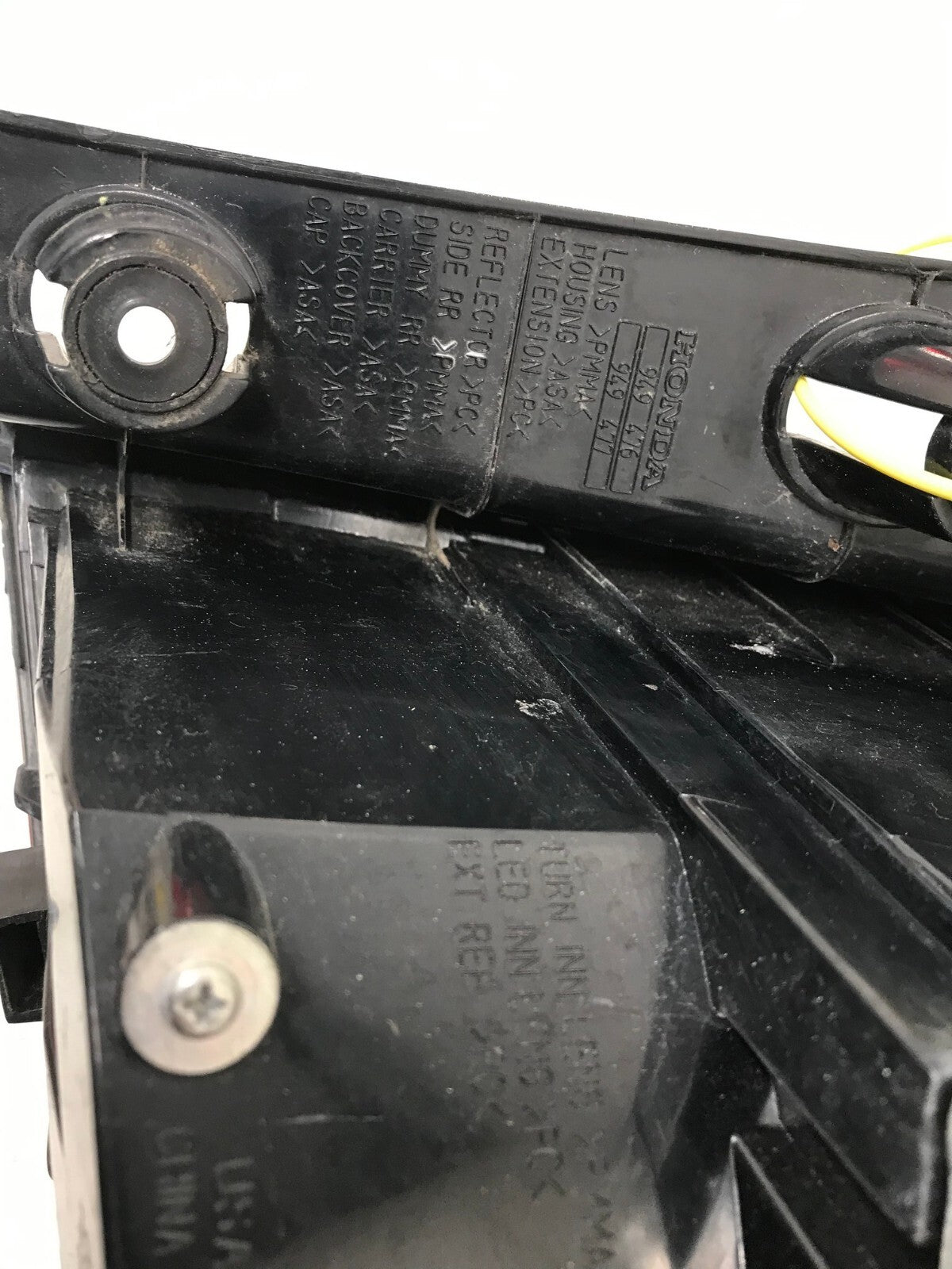Tail light Damaged LH Driver 07-09 Acura MDX 33551-STX-A01 OEM