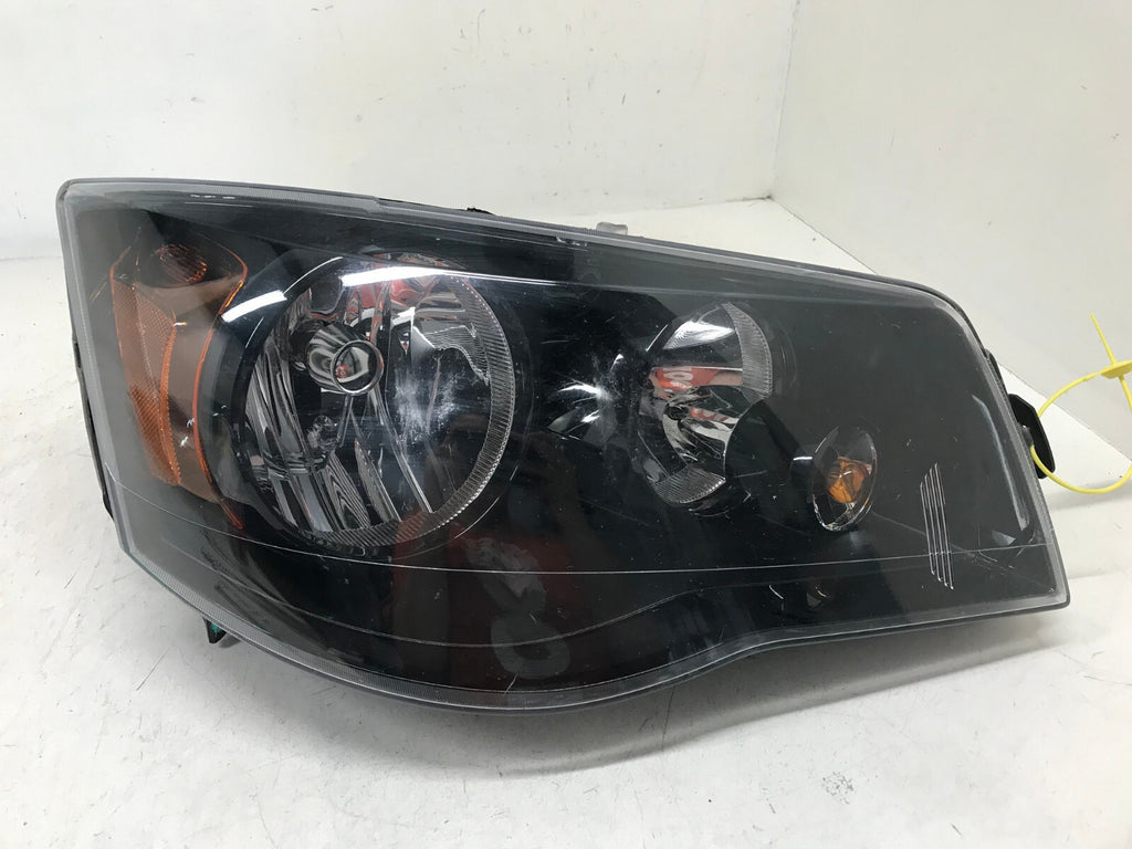 Halogen Headlight Damaged Passenger RH Grand Caravan Town & Country 14-20 OEM