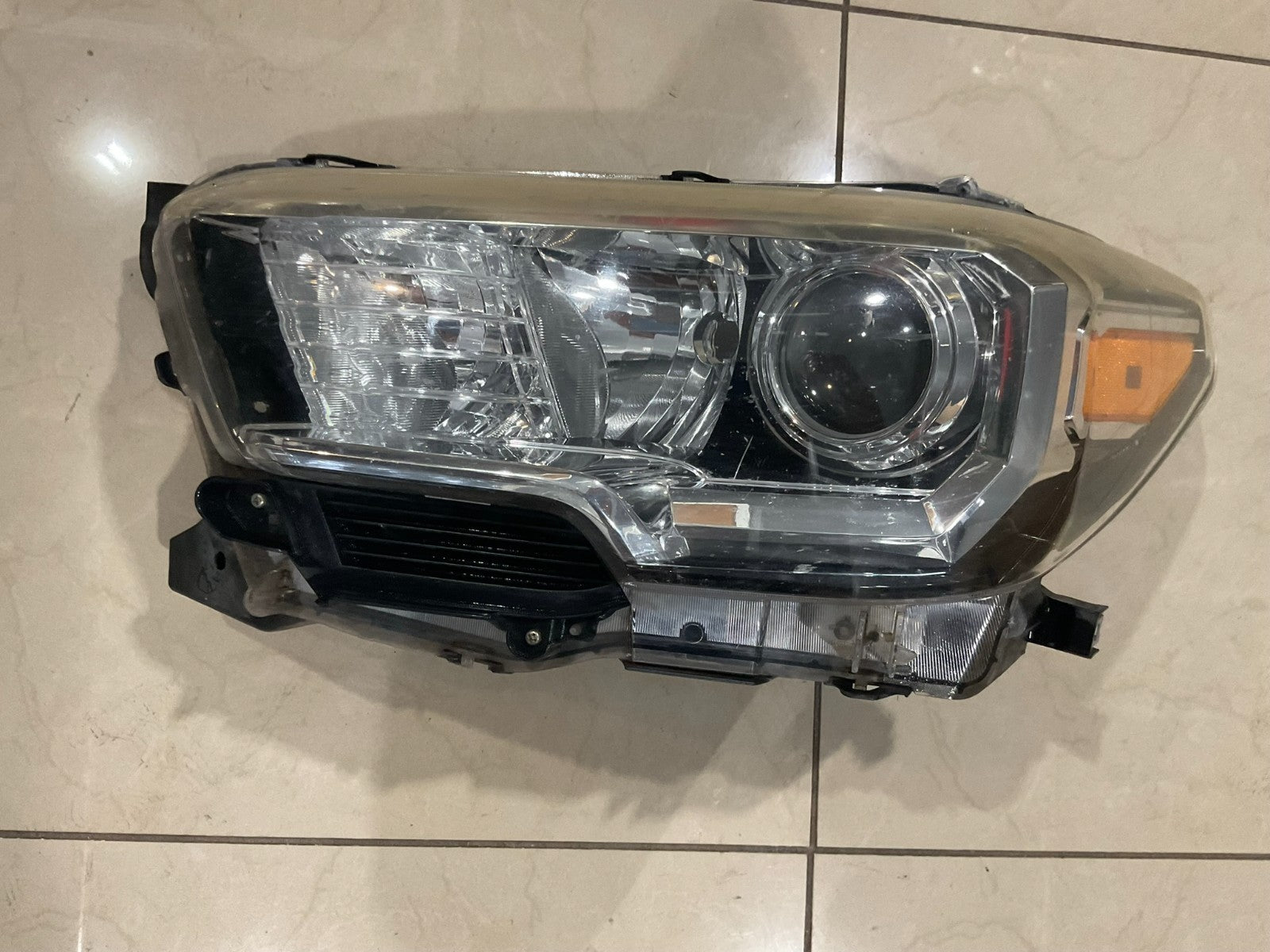 Headlight Left Driver LH 2016-2022 Toyota Tacoma CAPA