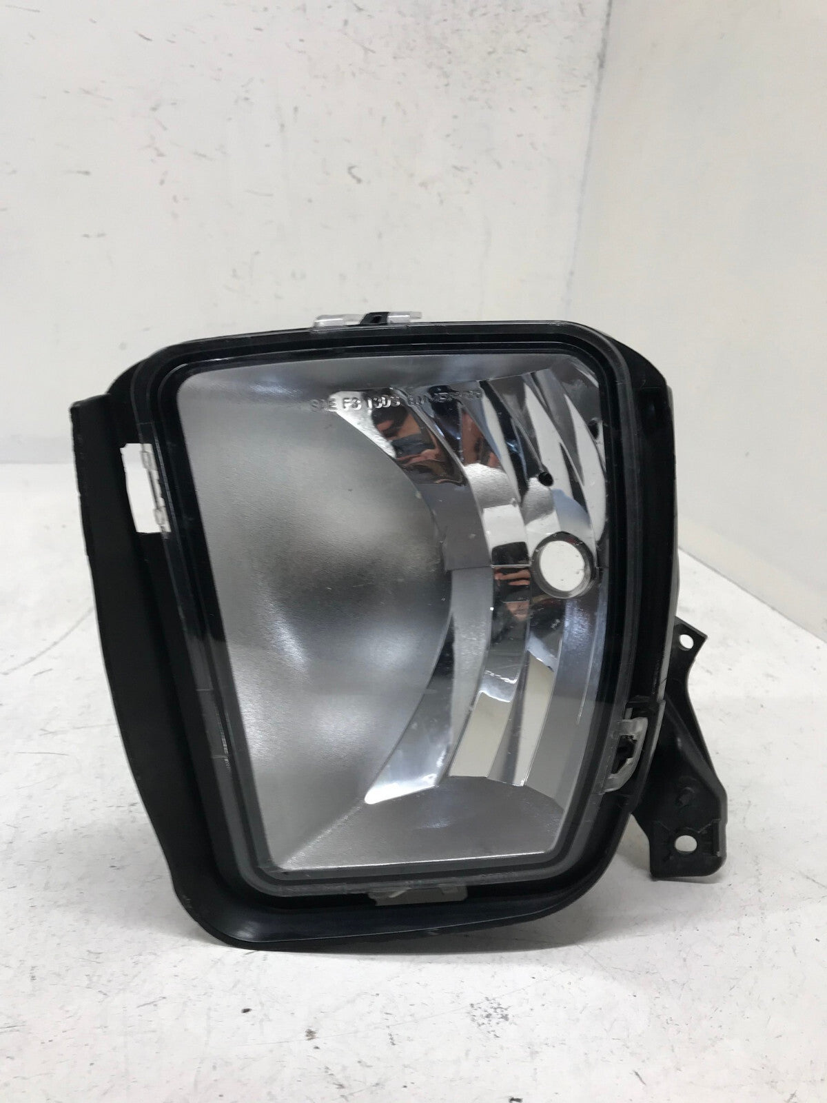 Fog light Damaged Driver LH Dodge Ram 2013 2014 2015 2016 2017 2018 320479 OEM