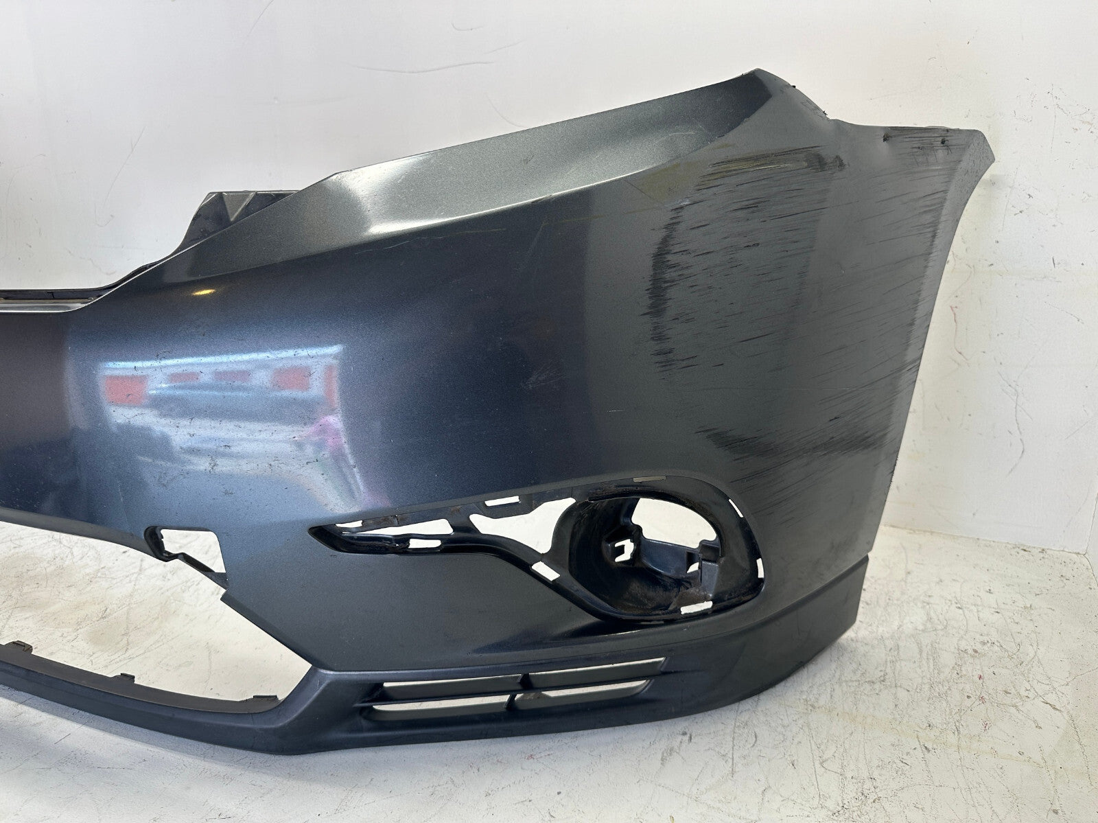 Front Bumper Cover Gray 2011 2012 2013 Toyota Highlander 52119-0E120 OEM