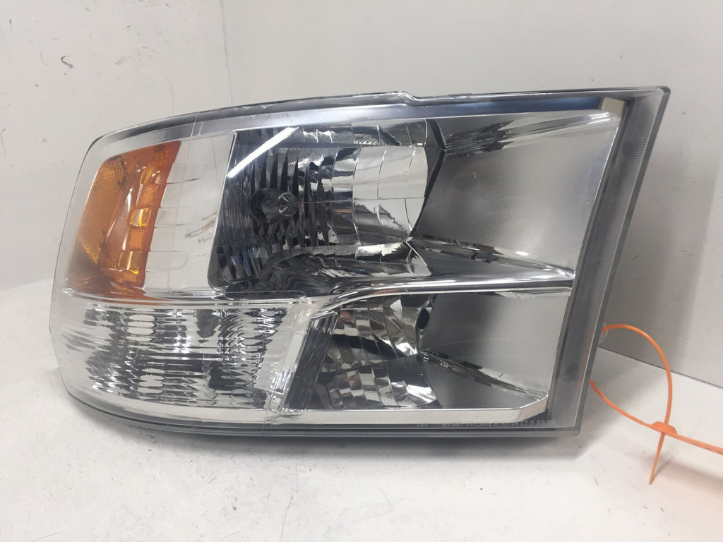 Head light Damaged RH Right Dodge Ram 1500/2500/3500 2009-2018 55277409AD OEM