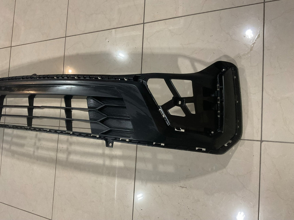Grill Grille Black 2021 - 2023 Kia Sorento 86531+r5300 OEM
