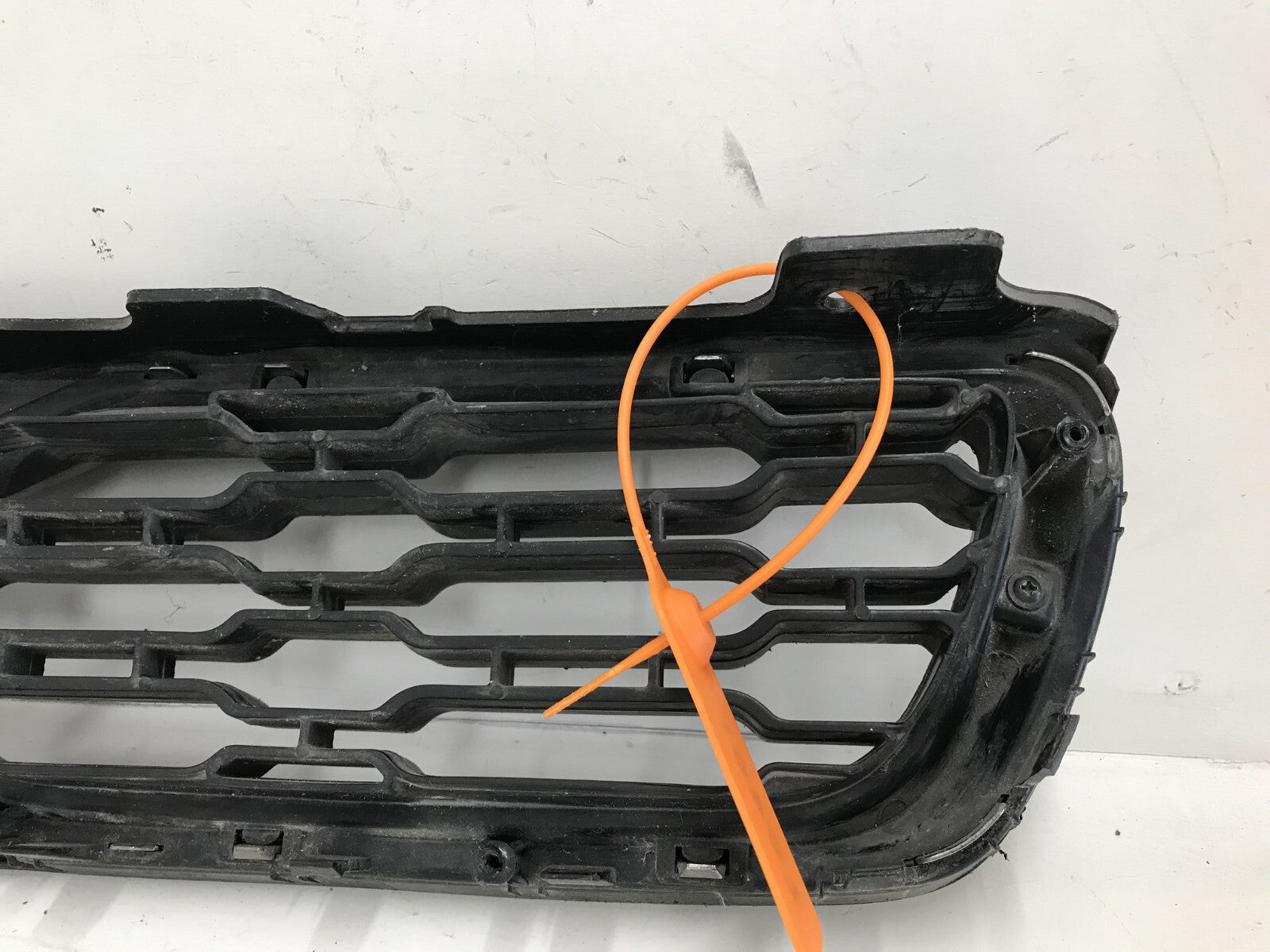 Grille Grill Kia Soul 2012-2013 86350-2K550 OEM