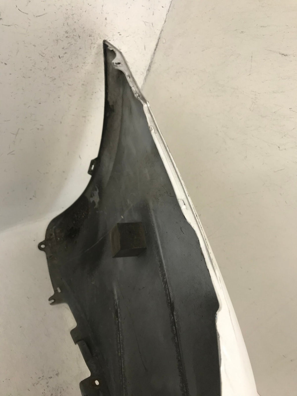 Rear Bumper Cover White 14-16 Lexus IS250/IS350/IS300 Base/F Sp 52159-53220 OEM