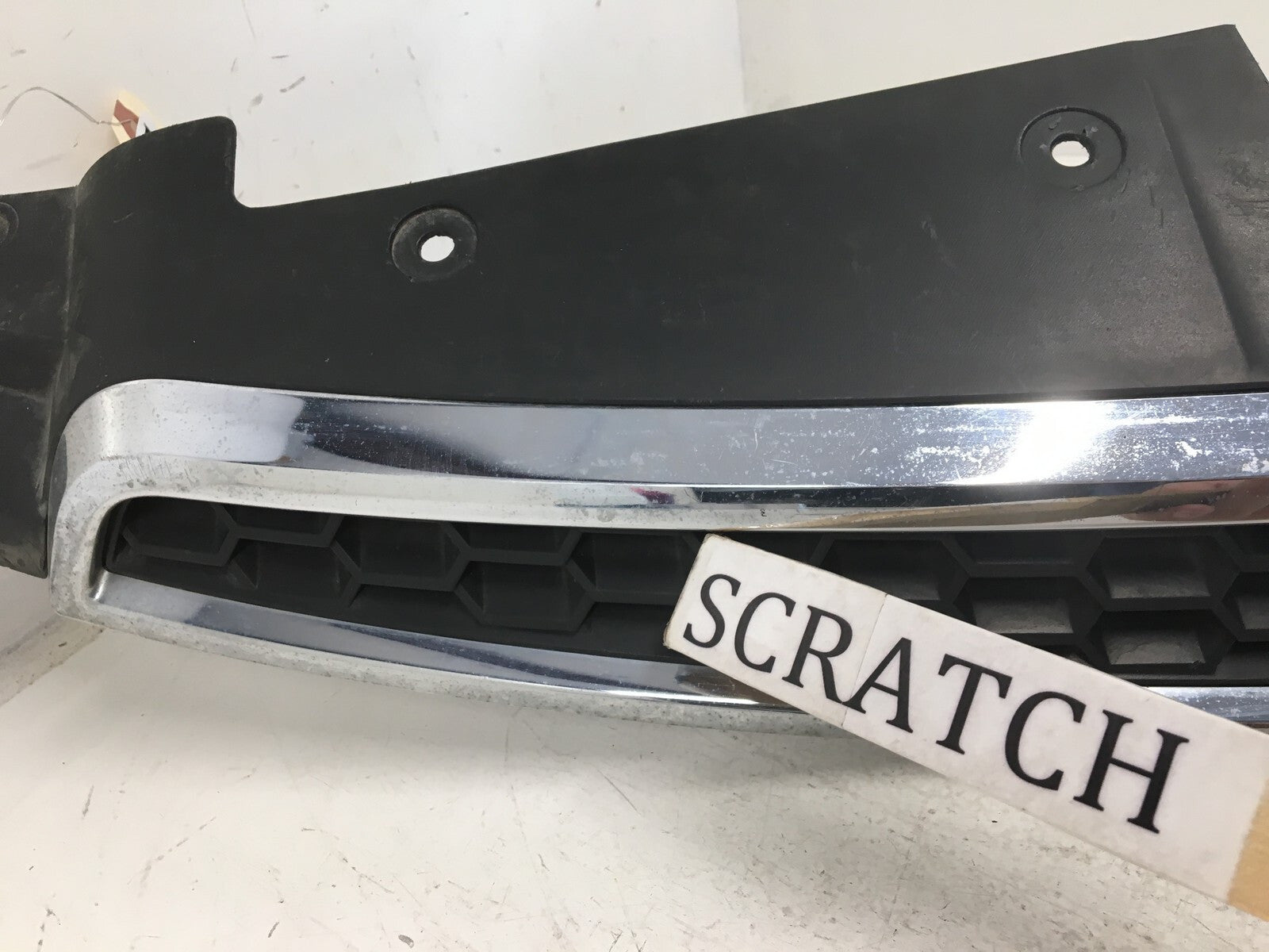 Grille Grill Chevy Cruze 2011-2014 96981100 OEM