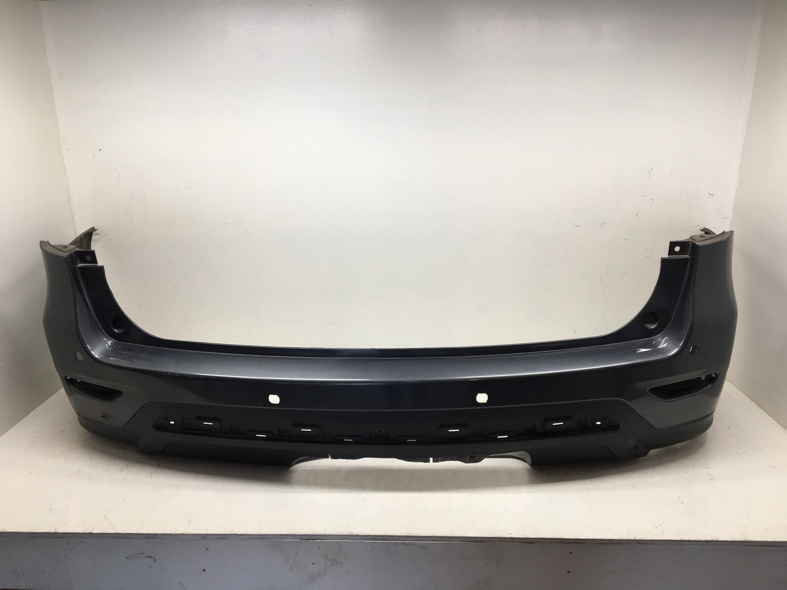 Rear Bumper LOCAL Nissan Pathfinder Platinum SV Hybrid w/o Sensr Holes 13-16 OEM