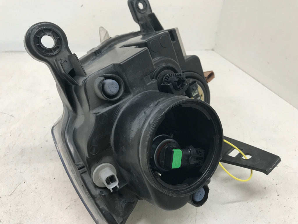 Headlight Damaged Passenger RH Jeep Grand Cherokee 2014 2015 2016 68110996AD OEM