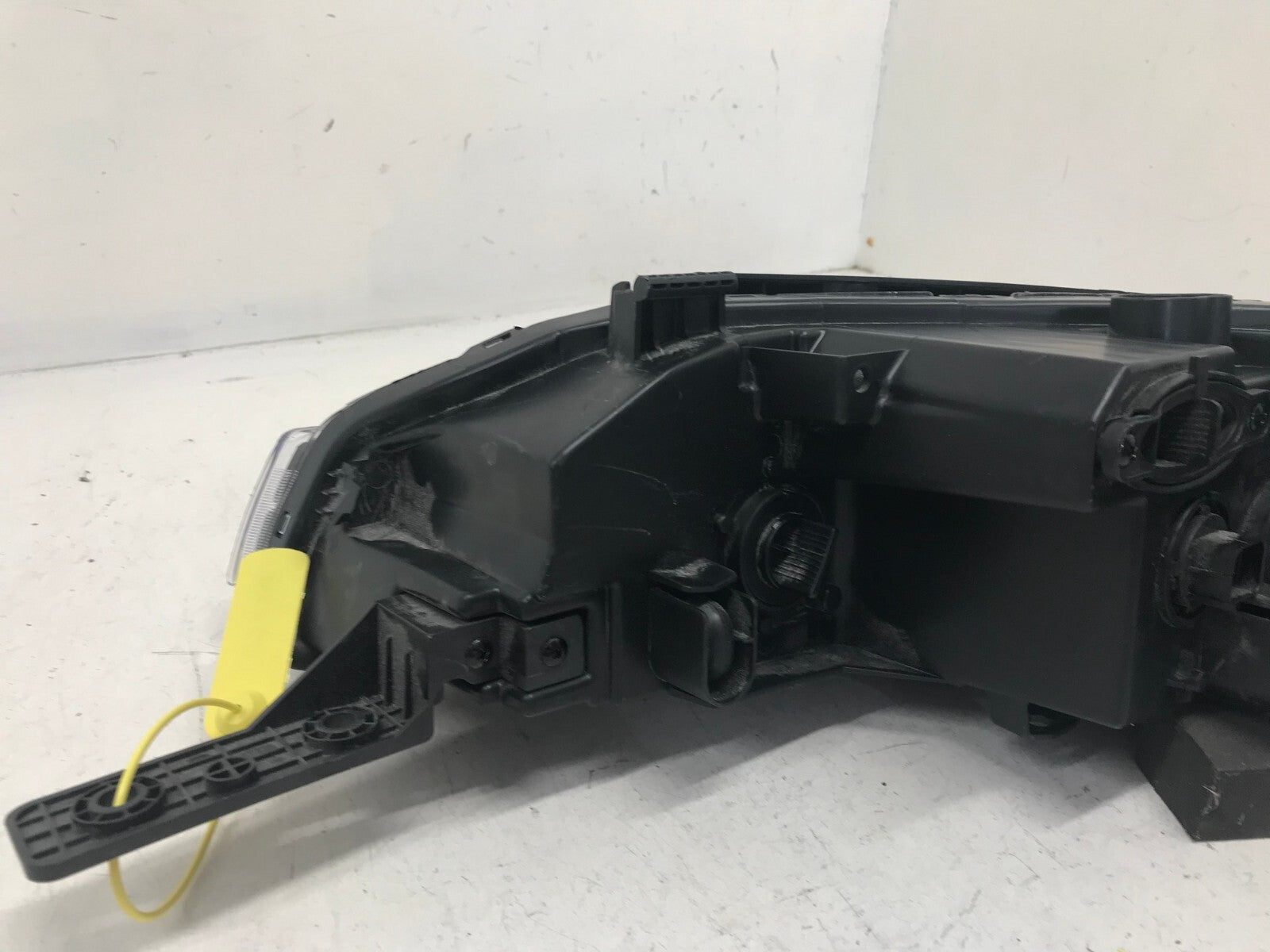 Running light Damaged Left Driver LH Kia Soul 2020 2021 CAPA