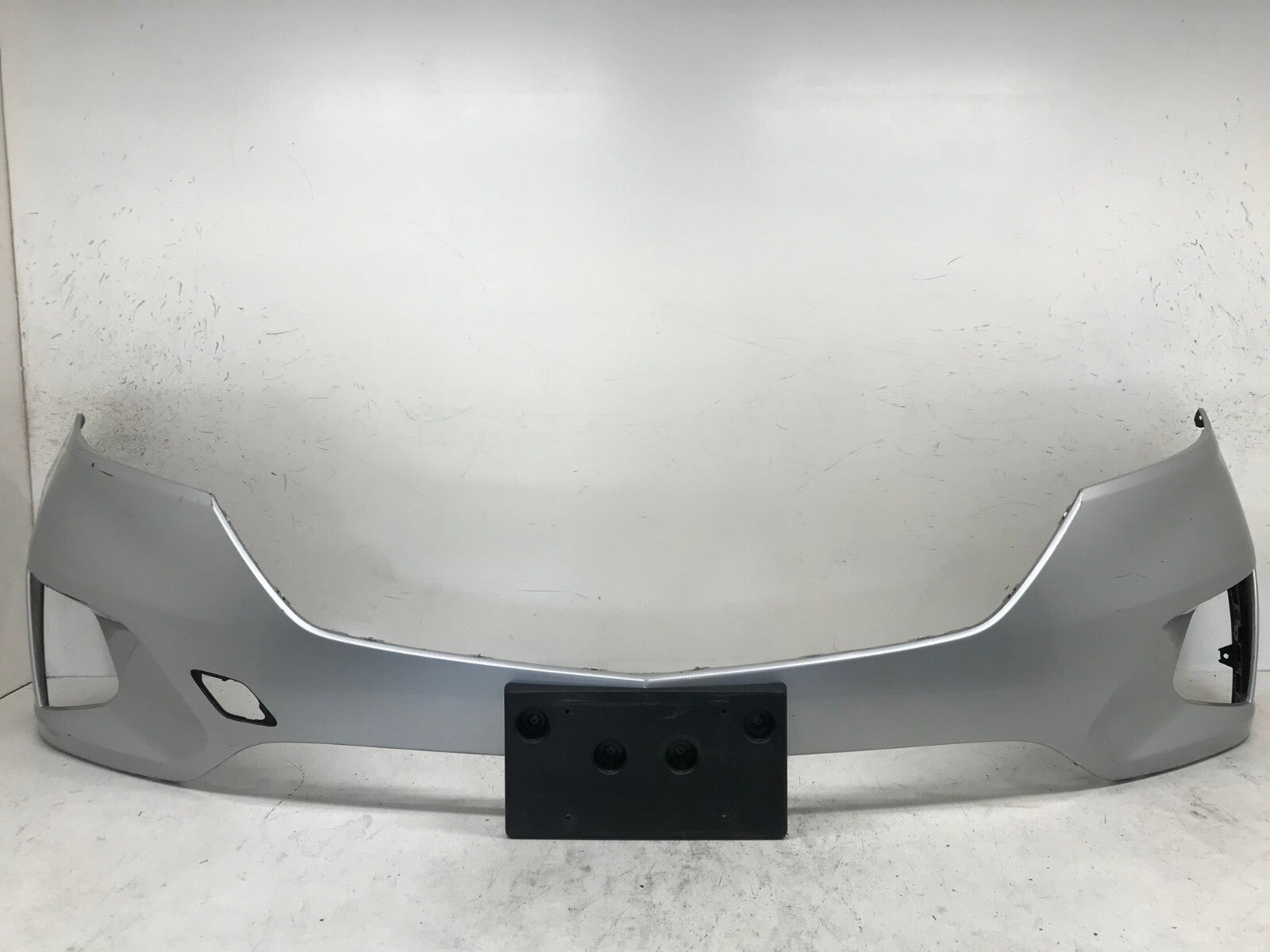Front Bumper Cover Silver 2018-2021 Chevy Equinox L/LS/LT/Premier 23138517E OEM