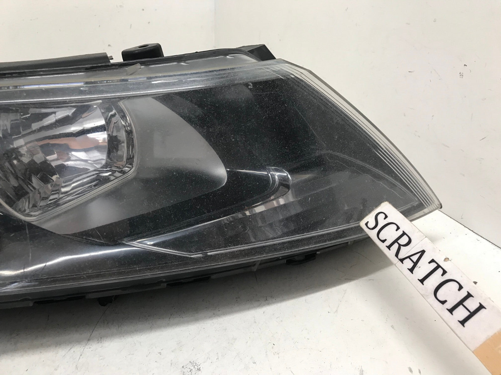 Headlight Damaged Passenger Right RH Kia Optima 2011 2012 2013 323-1135R-AS2 OEM