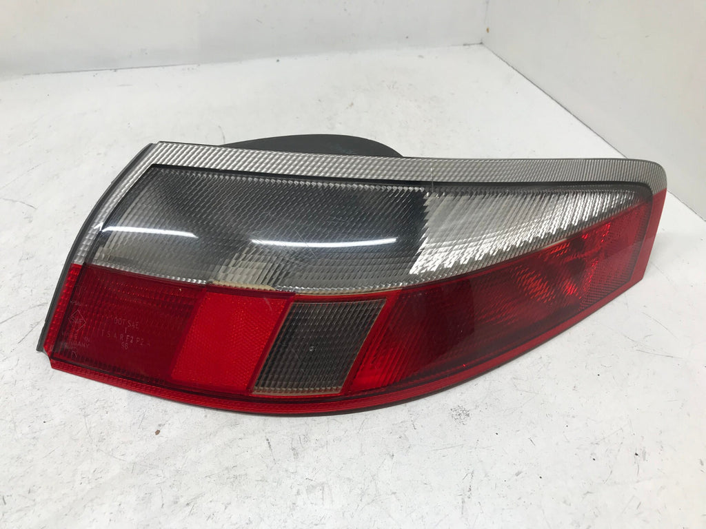 Tail Light RH Passenger 1999-2005 Porsche 911 99663149600 OEM