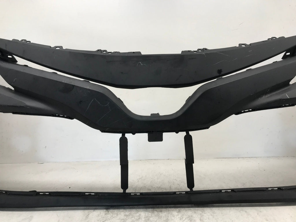 Front Bumper Cover Black 2018 2019 2020 Toyota Camry L/LE/XLE/Hybrid CAPA
