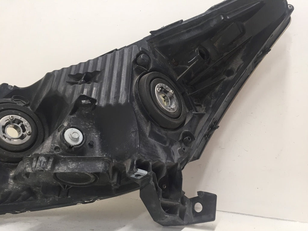 Halogen Headlight Damaged Right Passenger RH Honda Accord 2008-2012 OEM