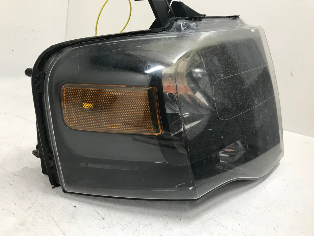 Headlight Damaged Halogen LH Driver Ford Expedition 2007-2014 44ZH-1860-A OEM