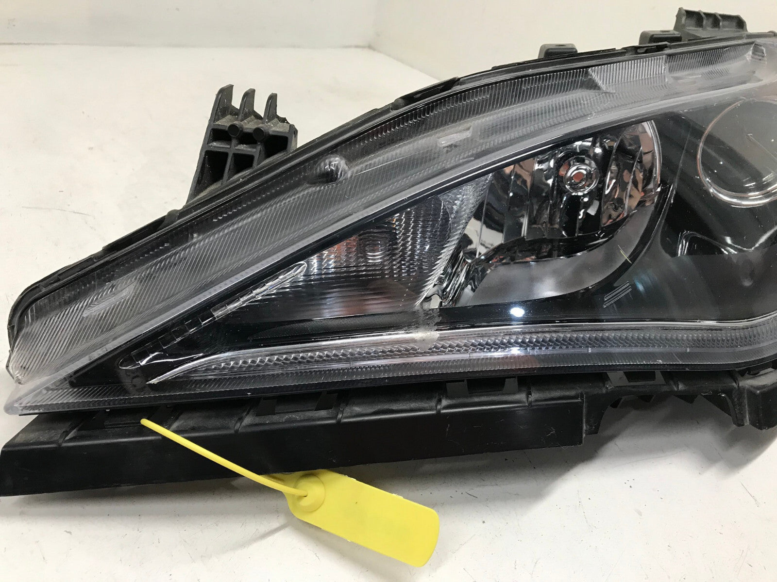 Headlight Damaged LED Driver LH Chrysler Pacifica 2017 2018 2019 68370847AB OEM