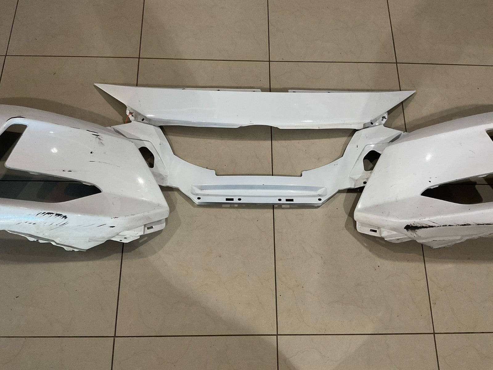 Front Bumper Cover White 2020 2021 2022 Nissan Sentra S/SV 62022+6lb0h OEM