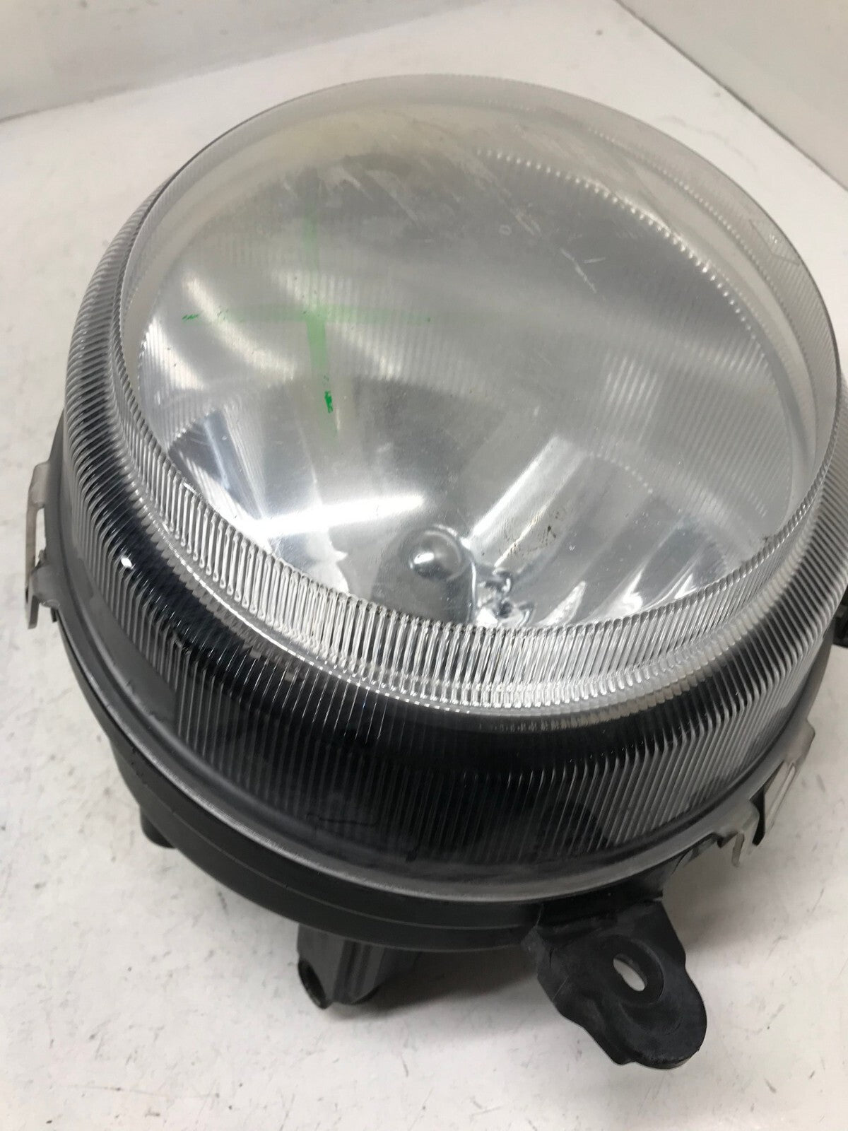 Headlight Damaged Passenger RH Right Jeep Patriot 2007-2017 05303842AE OEM