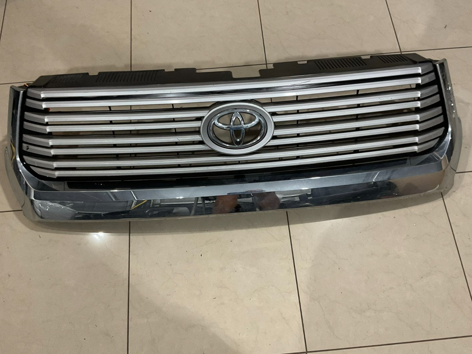 Grille Grill Silver Toyota Tundra 2014-2017 CAPA