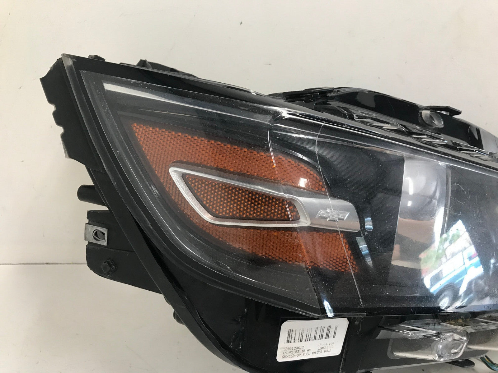 Headlight Damaged Right RH Chevy Impala Xenon 18-2020 PARTS ONLY 84160413 OEM