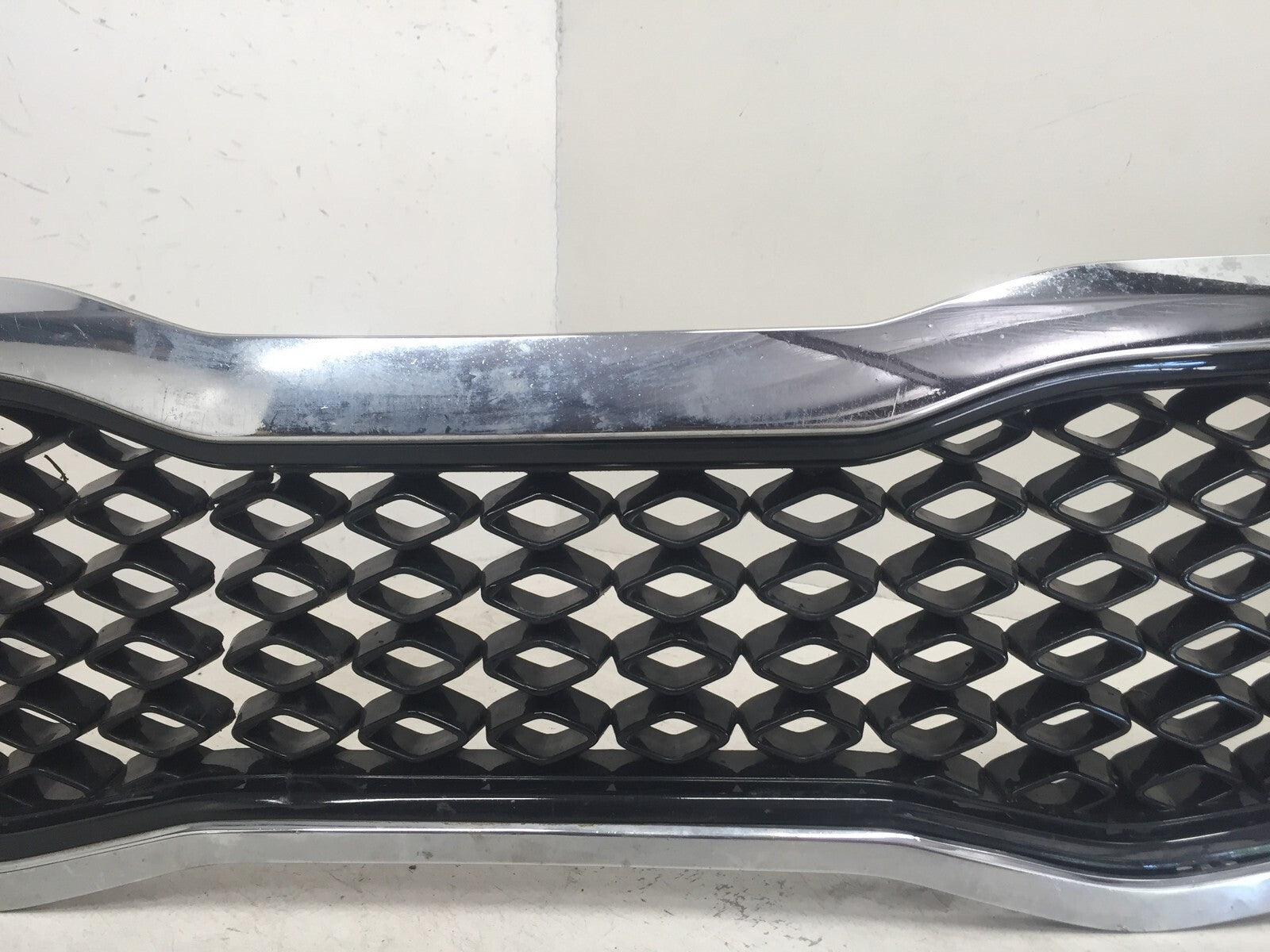 Front Upper Grille Kia Optima SX SXL Turbo 2011 2012 2013 86352-2T000 OEM