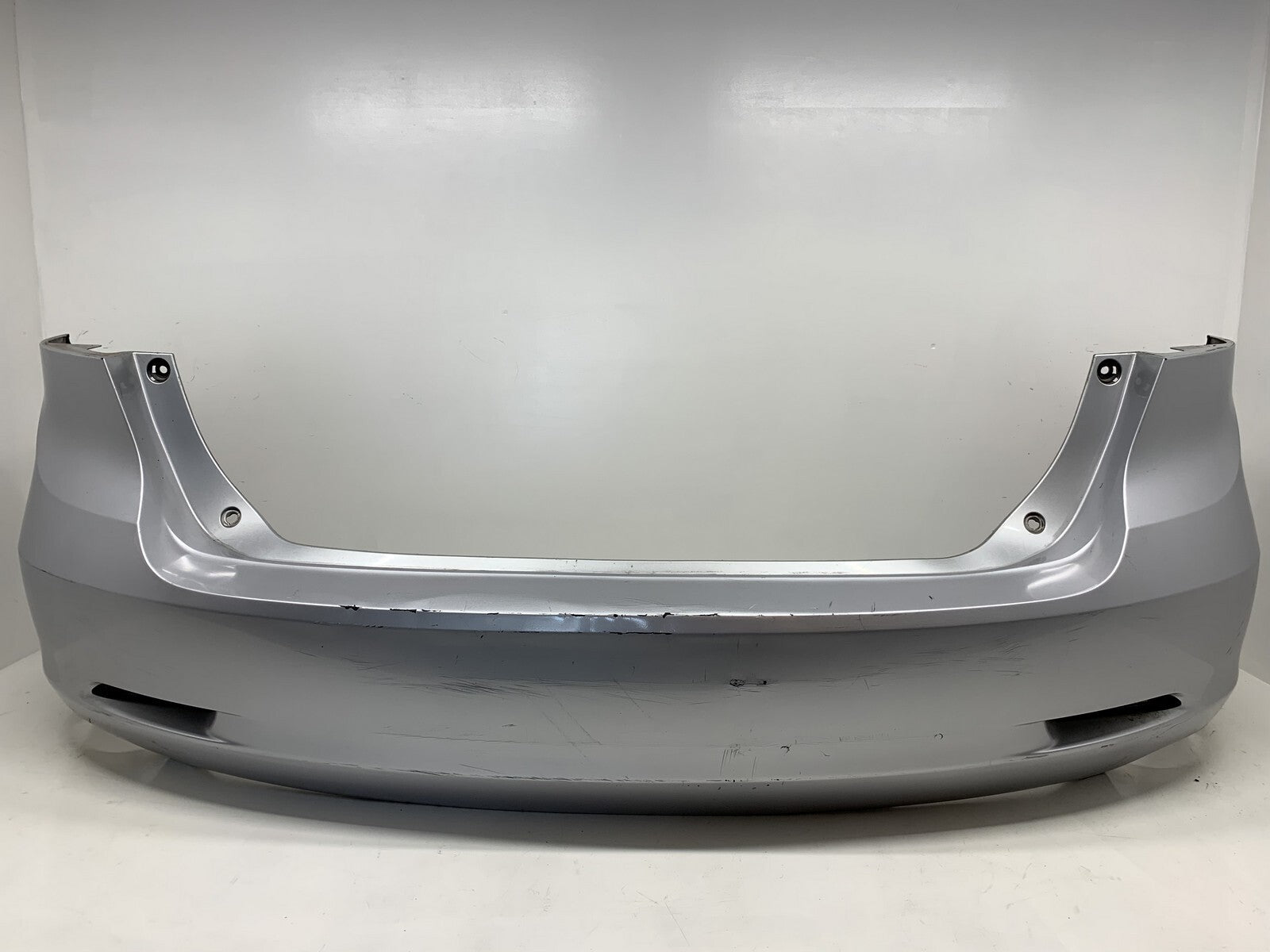 Rear Bumper Cover Toyota Venza Base/Limited/LE/XLE w/o Sensors 2009-2015 OEM2