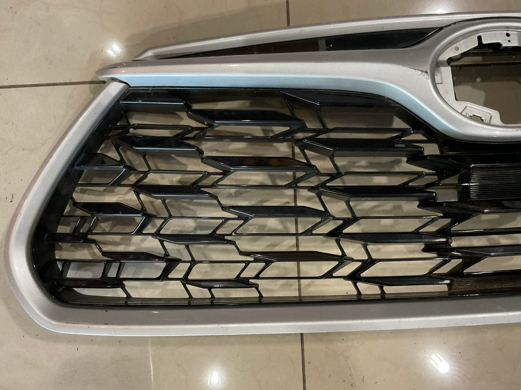 Grill Grille Grey /Black Toyota Highlander 2020 2021 2022 2023 53111-0E250 OEM
