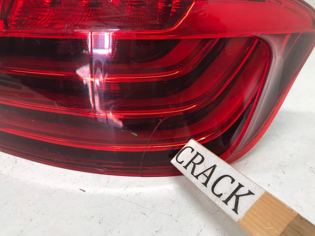 Tail light Damaged RH Passenger BMW 5Series F10 2014 15 2016 63217312708 OEM
