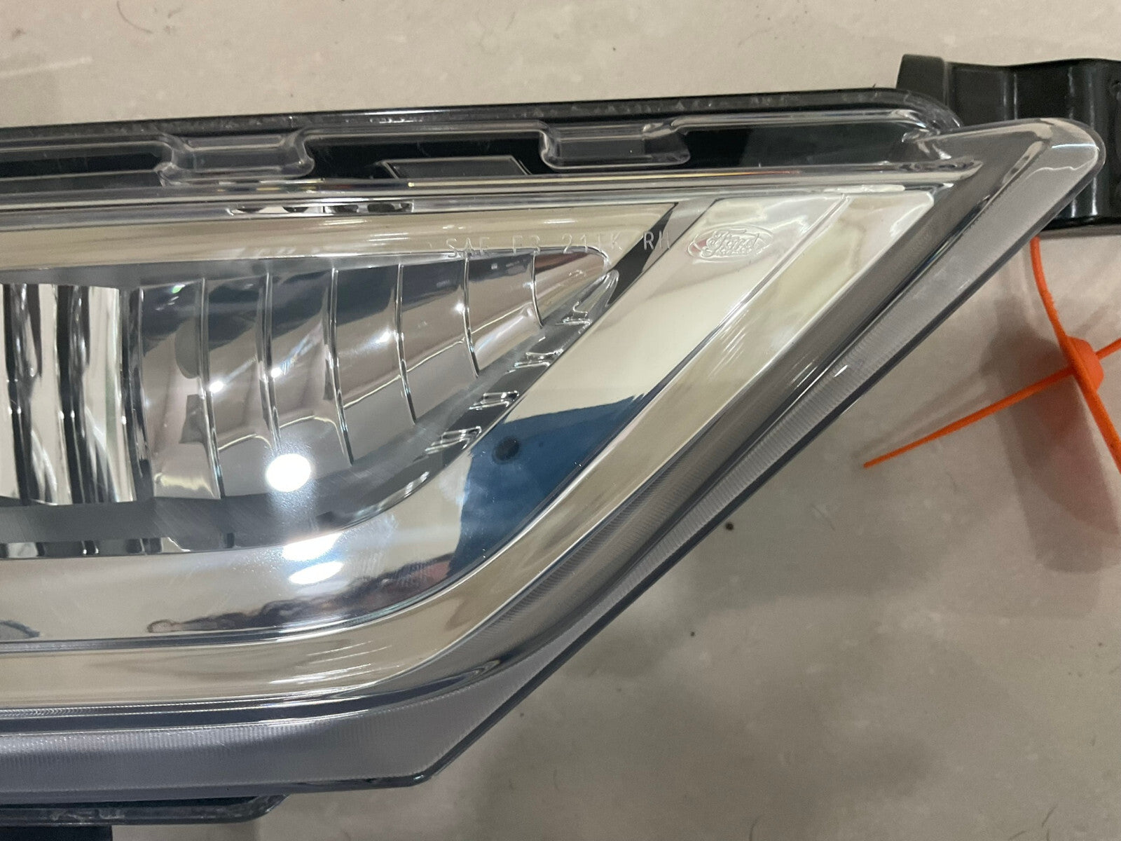 Fog light Damaged Passenger RH Black 2021-2023 Ford F-150 ML34-15A254-A OEM