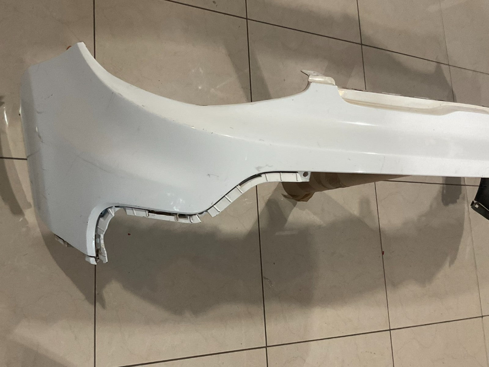 Front Upper Bumper Cover White 2017 2018 2019 Kia Soul 86511-b2500 OEM
