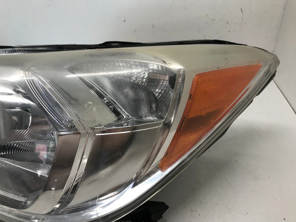 Headlight Damaged LH Driver 2014 2015 2016 Subaru Forester SJ 84001SG081 OEM