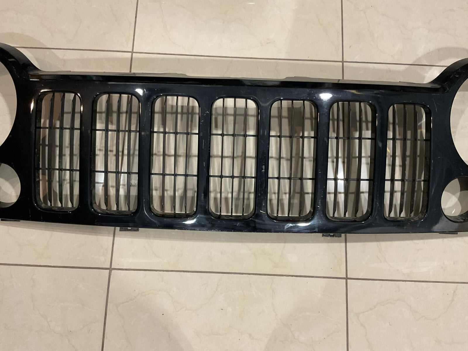 Grille Grill Black 2005-2007 Jeep Liberty 5JJ85TRMA OEM