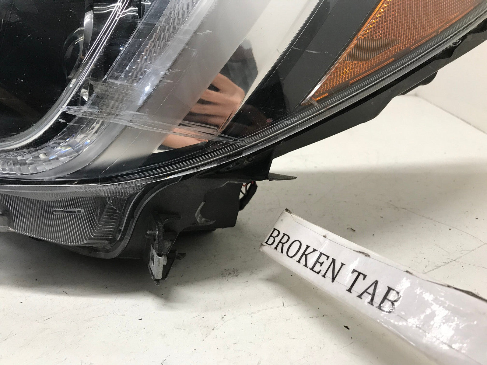 Headlight Damaged Driver LH Subaru Legacy 2015-2017 84001AL03A OEM