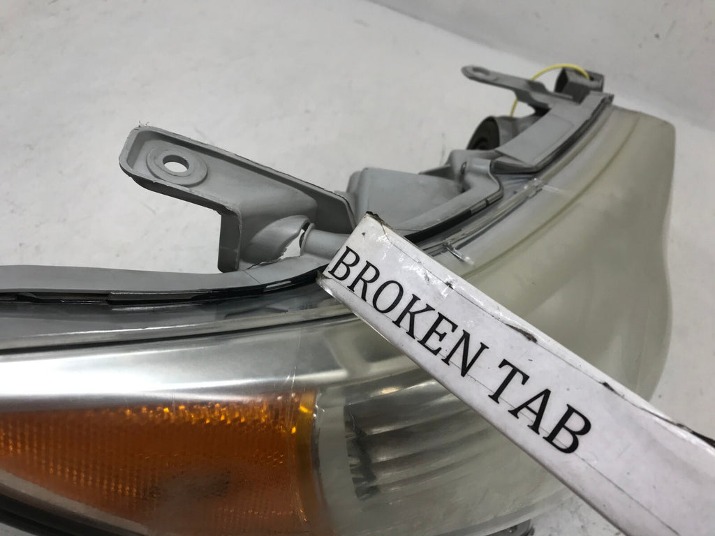 Headlight Damaged Right RH Passenger Toyota Camry SE 12-14 81110-06800 OEM