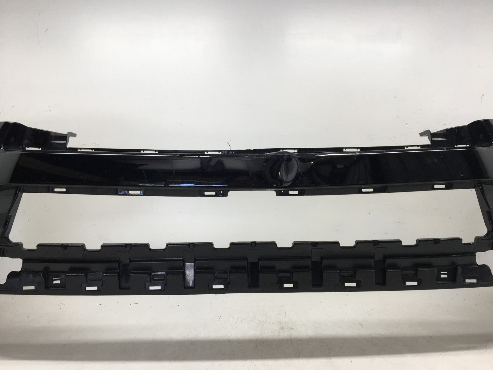 Front Bumper Cover Toyota Highlander LE LE Plus XLE SE Limited 218 2017 18 OEM2